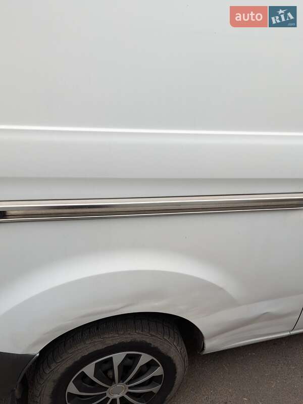 Вантажний фургон Ford Transit Custom 2017 в Києві