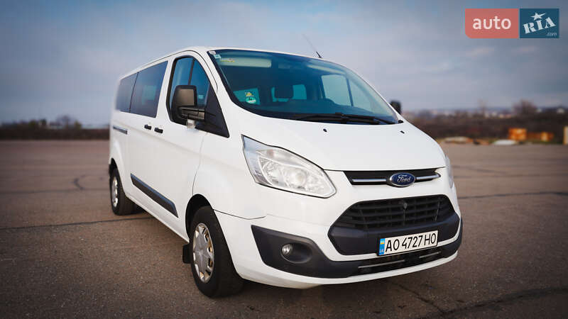 Минивэн Ford Transit Custom 2016 в 