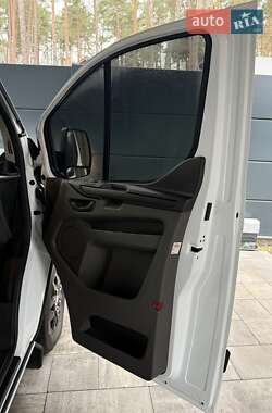 Вантажний фургон Ford Transit Custom 2022 в 