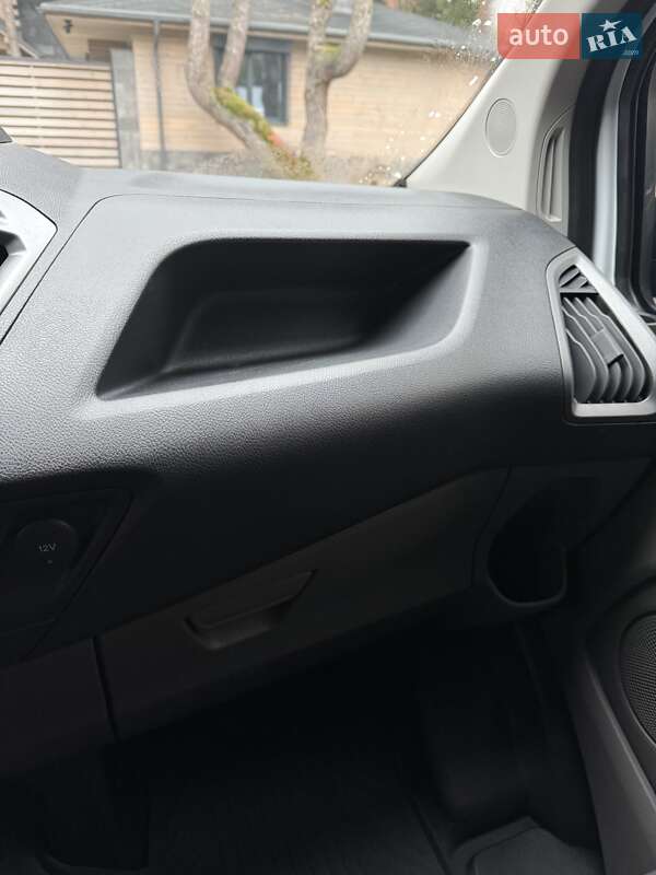 Грузовой фургон Ford Transit Custom 2022 в Киеве