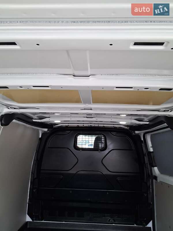 Вантажний фургон Ford Transit Custom 2018 в Львові