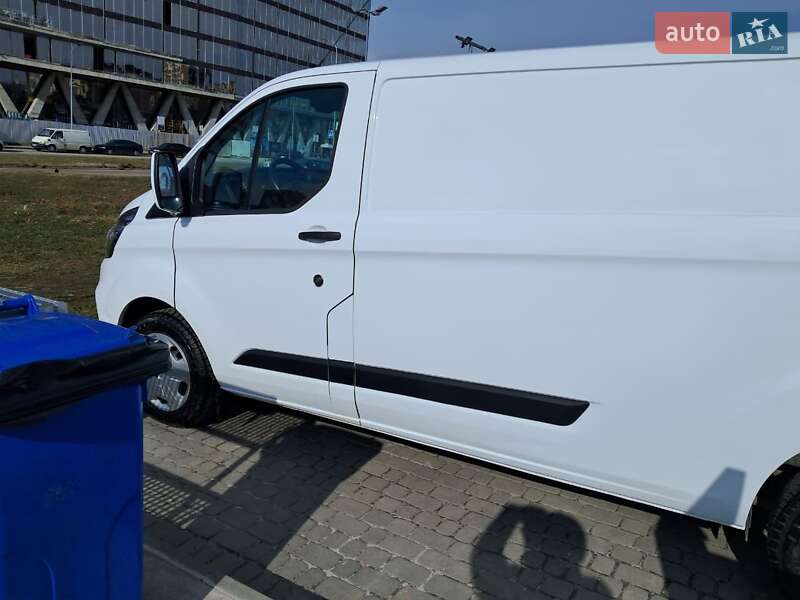 Вантажний фургон Ford Transit Custom 2018 в Львові