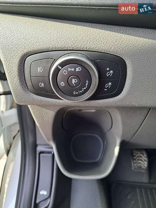 Вантажний фургон Ford Transit Custom 2018 в Львові