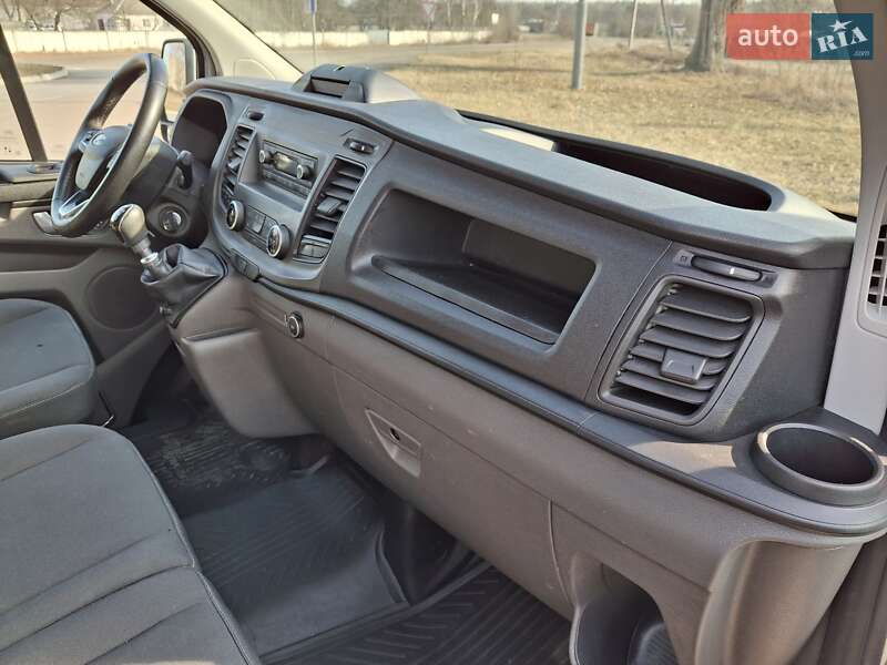 Вантажний фургон Ford Transit Custom 2020 в Коростені