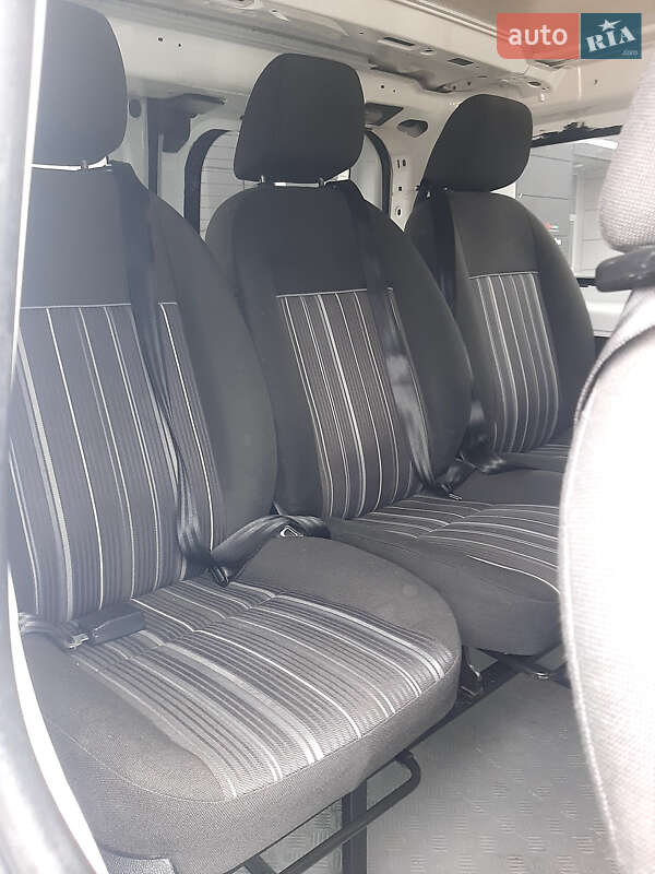Мінівен Ford Transit Custom 2016 в Радехові фото 7 Мінівен Ford Transit Custom 2016 в Радехові