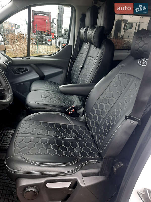 Мінівен Ford Transit Custom 2016 в Радехові фото 10 Мінівен Ford Transit Custom 2016 в Радехові