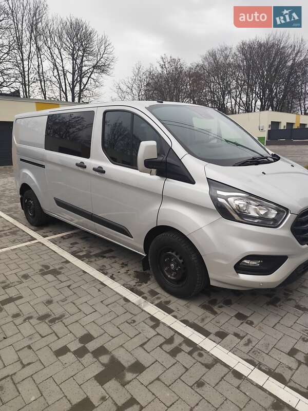 Вантажопасажирський фургон Ford Transit Custom 2018 в Луцьку