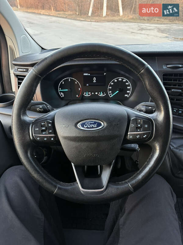 Грузовой фургон Ford Transit Custom 2020 в Киеве