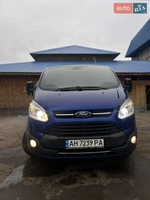 Вантажний фургон Ford Transit Custom 2017 в 
