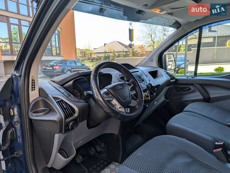 Вантажний фургон Ford Transit Custom 2014 в Івано-Франківську
