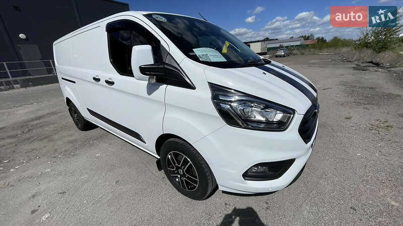 Вантажний фургон Ford Transit Custom 2018 в Києві