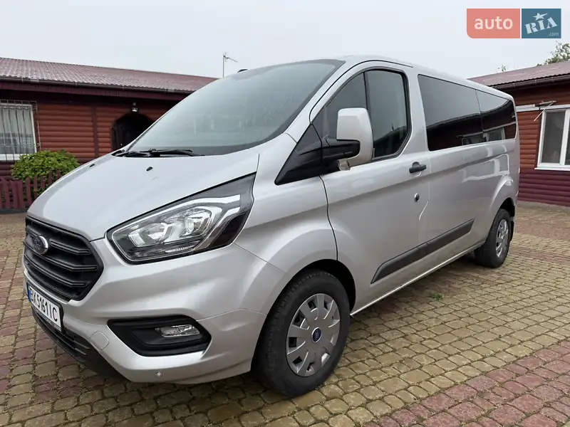 Мінівен Ford Transit Custom 2020 в 