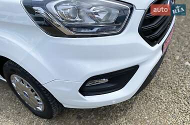 Минивэн Ford Transit Custom 2020 в 