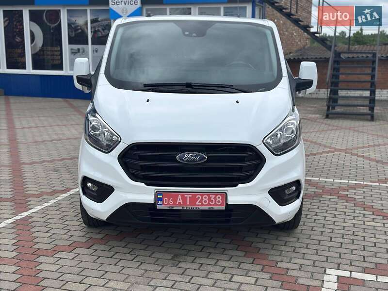 Вантажний фургон Ford Transit Custom 2021 в 