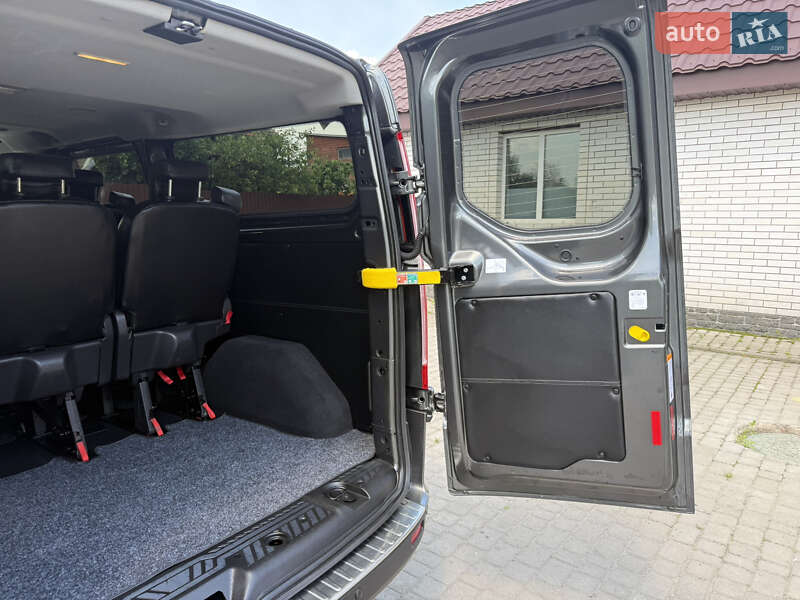 Мінівен Ford Transit Custom 2019 в Києві