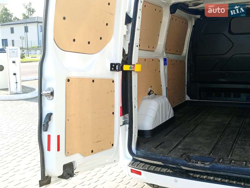 Грузовой фургон Ford Transit Custom 2020 в Львове