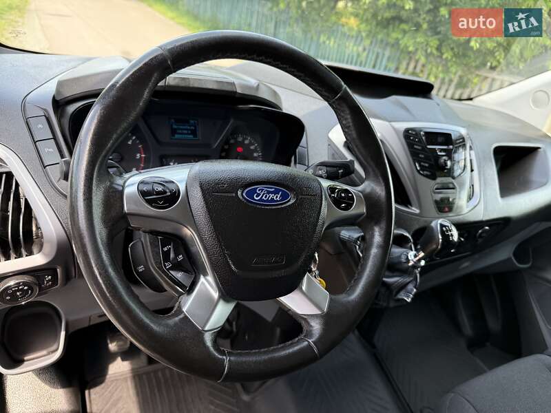 Вантажний фургон Ford Transit Custom 2016 в Житомирі