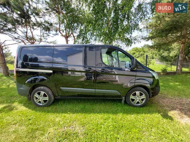 Грузовой фургон Ford Transit Custom 2015 в 