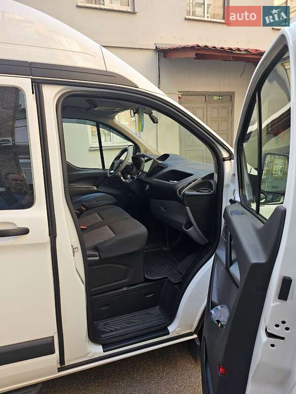 Минивэн Ford Transit Custom 2014 в Киеве