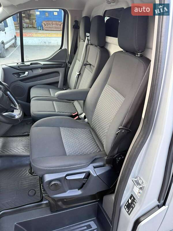 Грузовой фургон Ford Transit Custom 2021 в Луцке