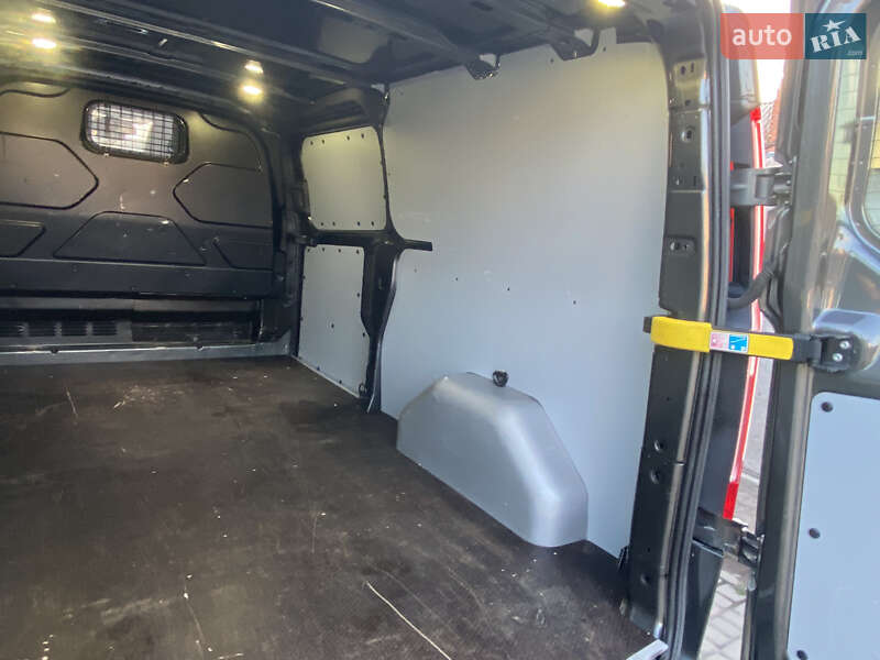 Вантажний фургон Ford Transit Custom 2016 в Ковелі