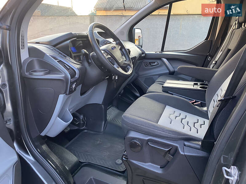 Вантажний фургон Ford Transit Custom 2016 в Ковелі