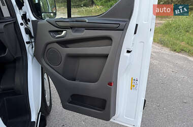 Вантажний фургон Ford Transit Custom 2020 в 