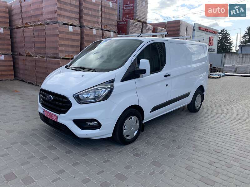 Грузовой фургон Ford Transit Custom 2022 в 
