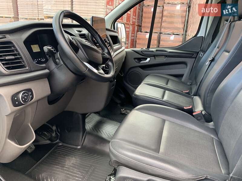 Вантажний фургон Ford Transit Custom 2022 в Рівному