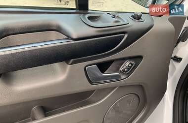 Грузовой фургон Ford Transit Custom 2022 в 