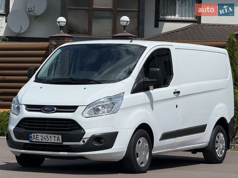 Вантажний фургон Ford Transit Custom 2015 в Києві