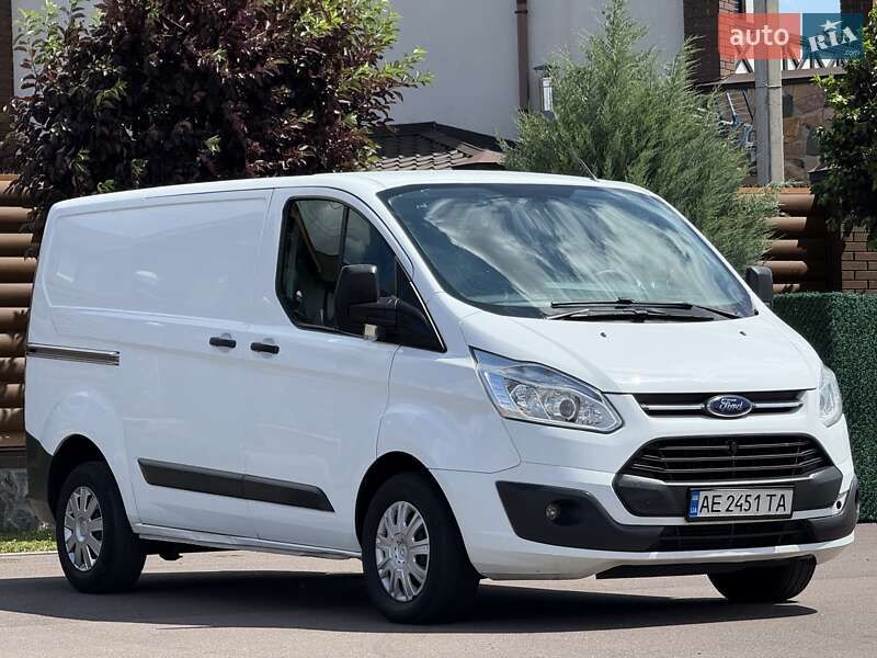 Вантажний фургон Ford Transit Custom 2015 в Києві