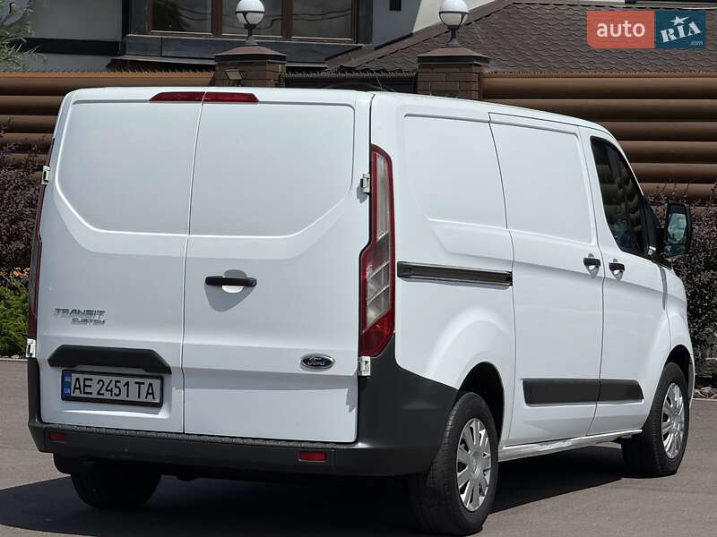 Вантажний фургон Ford Transit Custom 2015 в Києві
