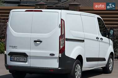 Грузовой фургон Ford Transit Custom 2015 в 