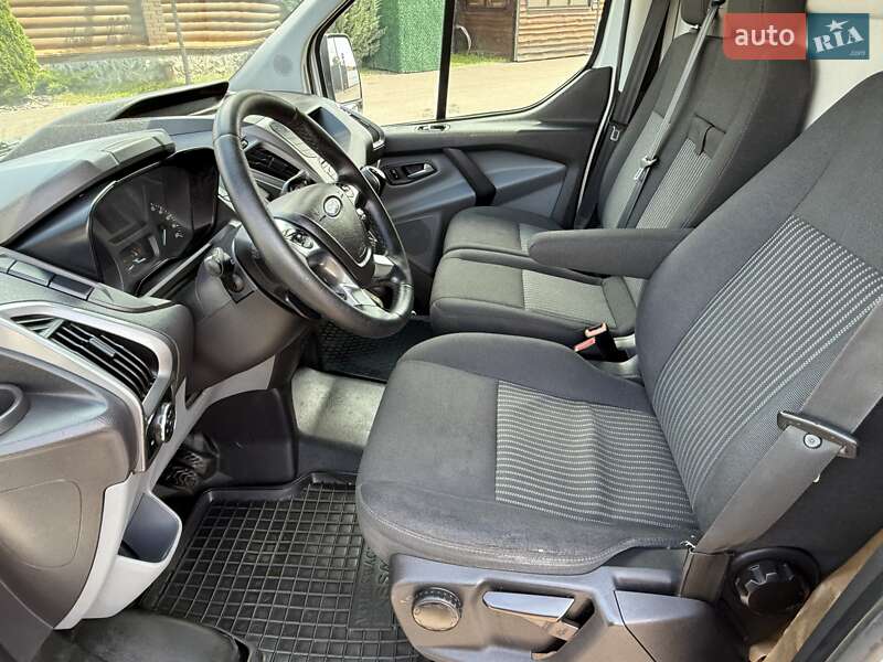 Вантажний фургон Ford Transit Custom 2015 в Києві