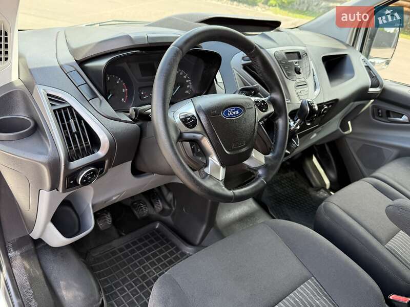 Вантажний фургон Ford Transit Custom 2015 в Києві