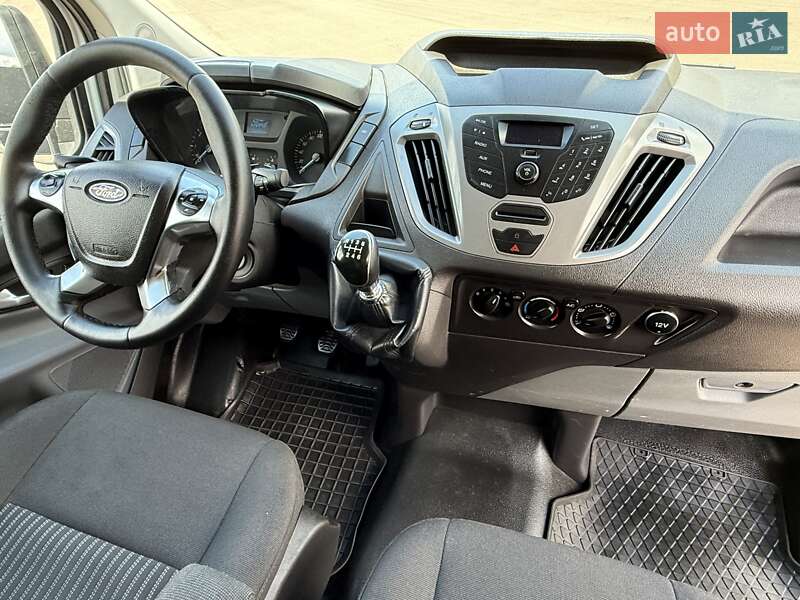 Вантажний фургон Ford Transit Custom 2015 в Києві