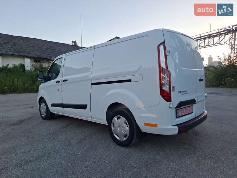 Вантажний фургон Ford Transit Custom 2021 в Бережанах