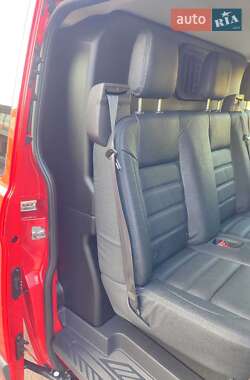 Вантажопасажирський фургон Ford Transit Custom 2016 в 