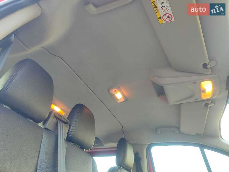 Вантажопасажирський фургон Ford Transit Custom 2016 в Рожище