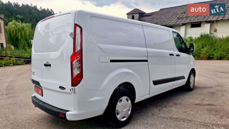 Вантажний фургон Ford Transit Custom 2021 в Бережанах