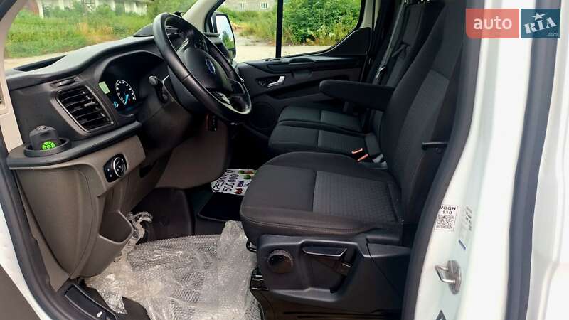 Вантажний фургон Ford Transit Custom 2021 в Бережанах