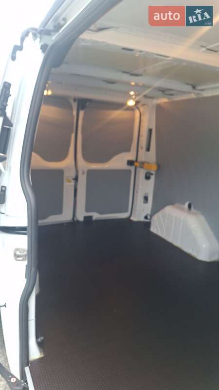 Вантажний фургон Ford Transit Custom 2021 в Бережанах