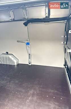 Грузовой фургон Ford Transit Custom 2020 в 