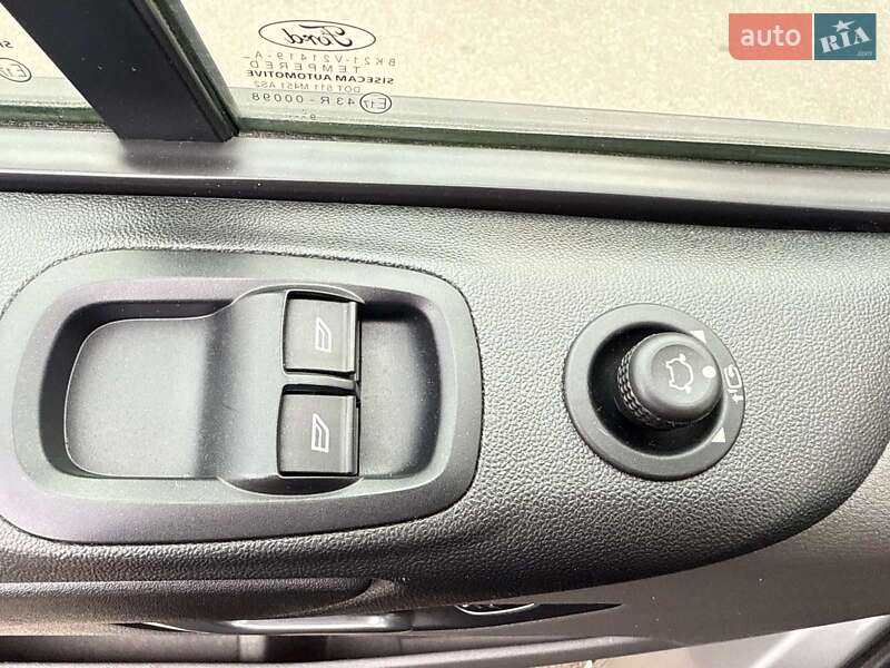 Вантажний фургон Ford Transit Custom 2020 в Луцьку