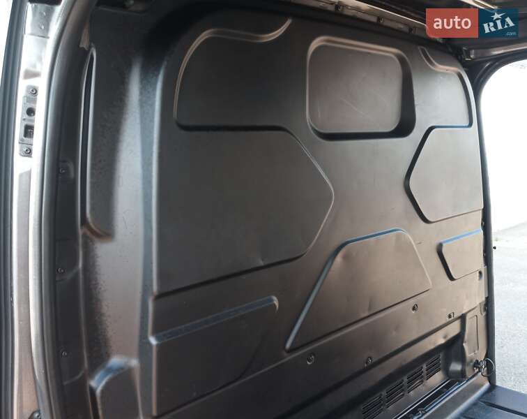 Вантажний фургон Ford Transit Custom 2019 в Києві фото 11 Вантажний фургон Ford Transit Custom 2019 в Києві