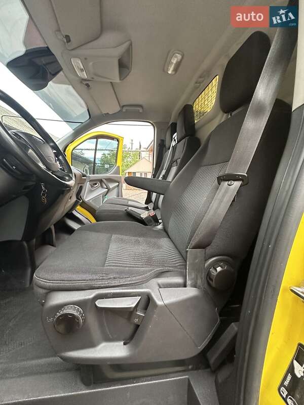 Вантажний фургон Ford Transit Custom 2017 в Харкові