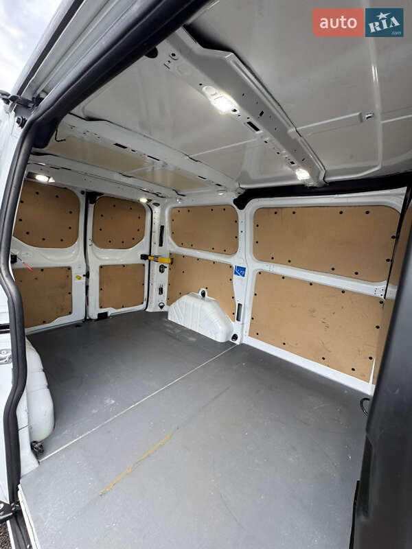 Грузовой фургон Ford Transit Custom 2020 в Киеве