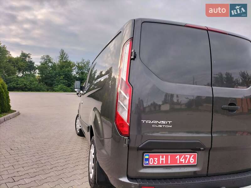 Вантажний фургон Ford Transit Custom 2018 в Дунаївцях