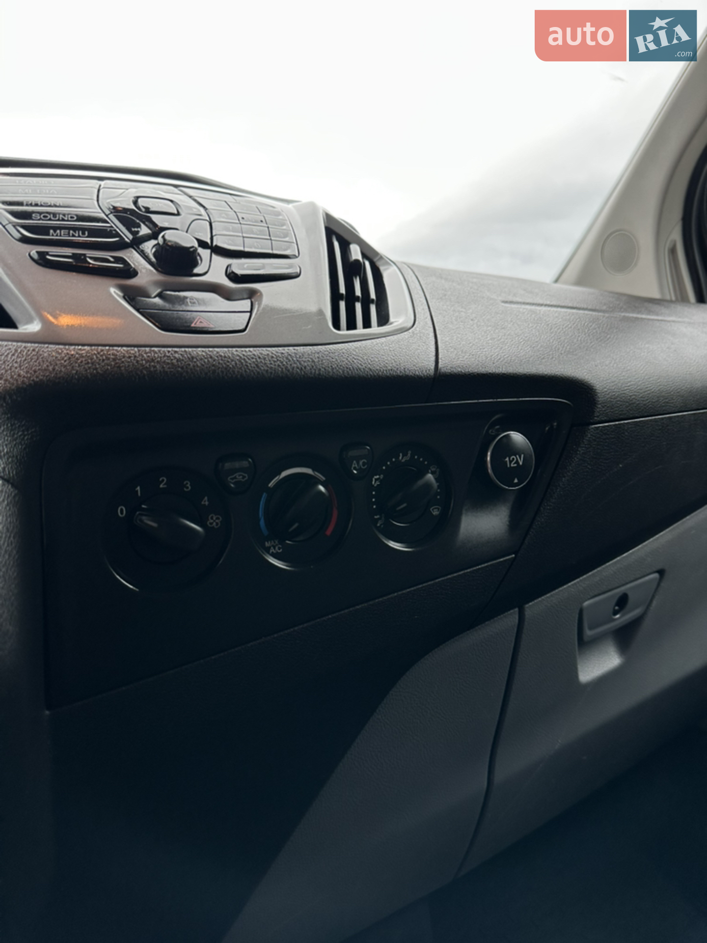 2017 Ford Transit Connect - мініатюра 39